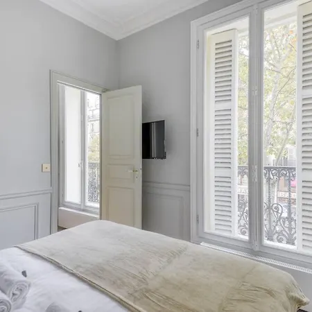 Bright And Gorgeous Flat In The Heart Of * Parigi